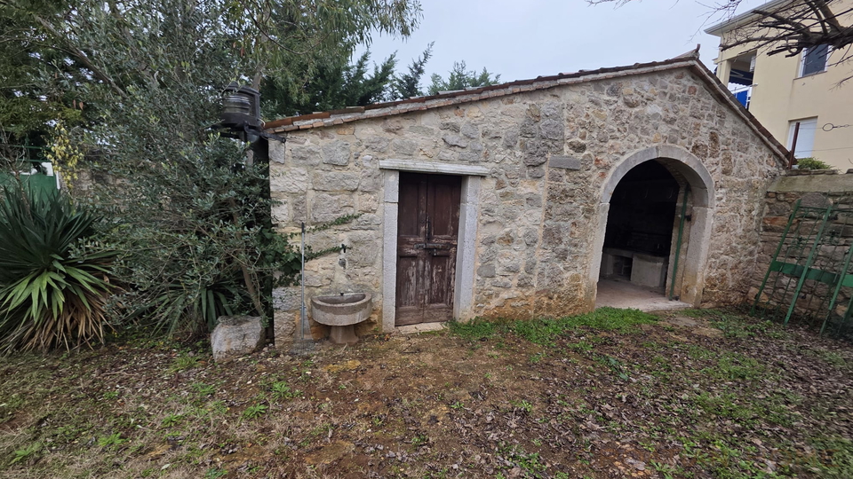 House&comma; 250 m2&comma; For Sale&comma; Pore&ccaron;