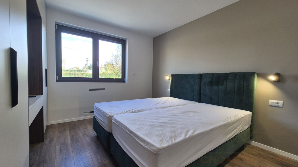WOHNUNG MIT 3 SCHLAFZIMMER&comma; POOL UND GARTEN