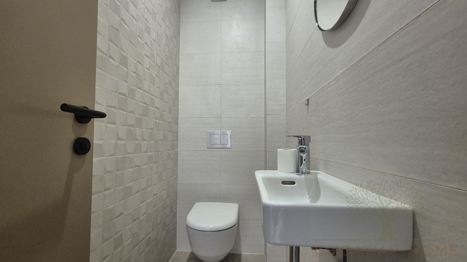 WOHNUNG MIT 3 SCHLAFZIMMER&comma; POOL UND GARTEN