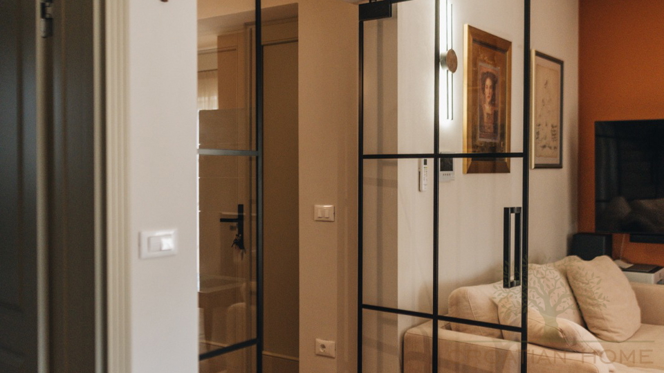 Premium-Villa nahe Pore&ccaron; &plus; 5&period;500 m&sup2; Zusatzgrundst&uuml;ck f&uuml;r Sport & Freizeit &lpar;beantragte Umwidmung&rpar;