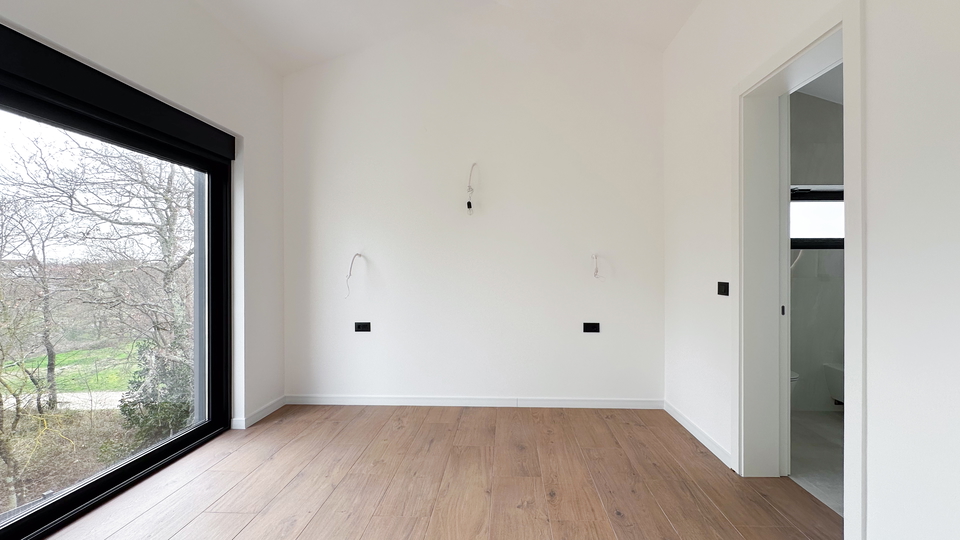 ZEITLOSES DESIGN TRIFT TOP LOCATION