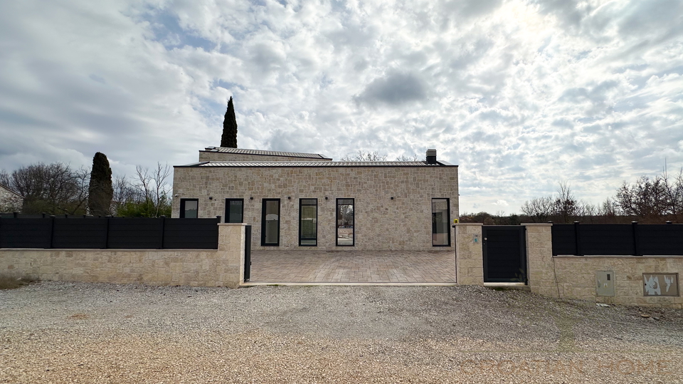 ZEITLOSES DESIGN TRIFT TOP LOCATION