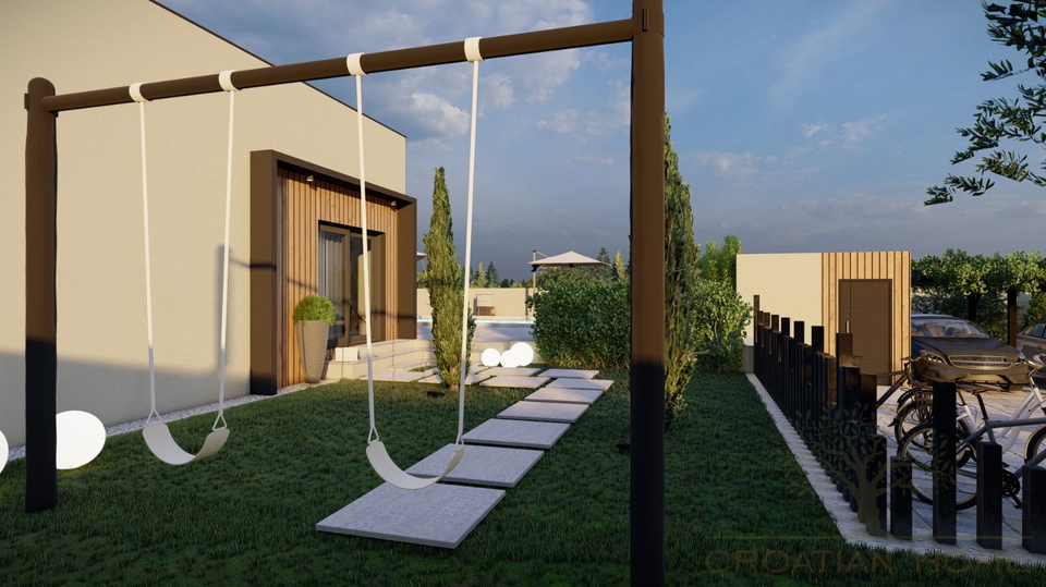 MODERNER BUNGALLOW MIT POOL IM BAU