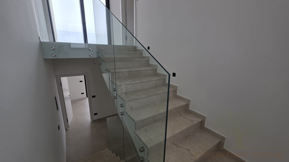 Modernes Endreihenhaus mit Meerblick&comma; Garten und Jacuzzi &ndash; nur 700 m vom Meer entfernt