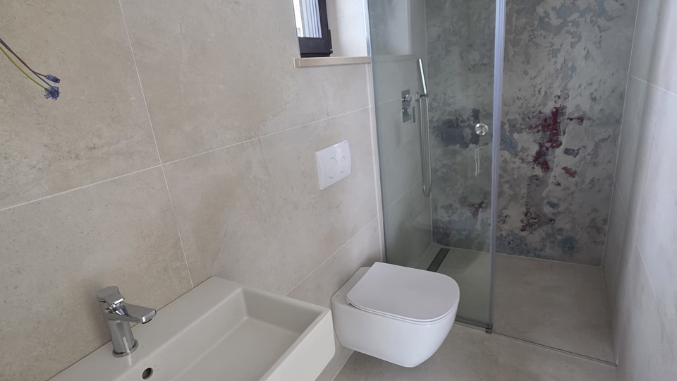 Modernes Endreihenhaus mit Meerblick&comma; Garten und Jacuzzi &ndash; nur 700 m vom Meer entfernt