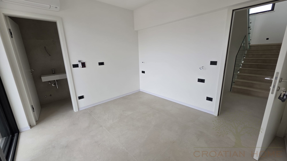 Modernes Endreihenhaus mit Meerblick&comma; Garten und Jacuzzi &ndash; nur 700 m vom Meer entfernt