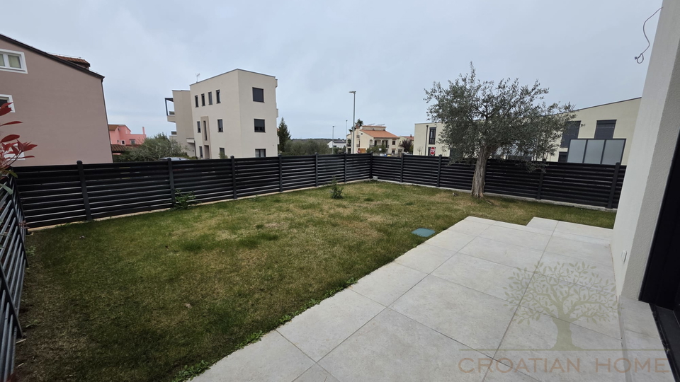 Modernes Endreihenhaus mit Meerblick&comma; Garten und Jacuzzi &ndash; nur 700 m vom Meer entfernt