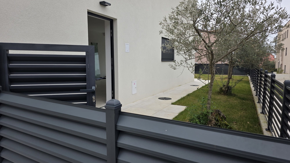 Modernes Endreihenhaus mit Meerblick&comma; Garten und Jacuzzi &ndash; nur 700 m vom Meer entfernt