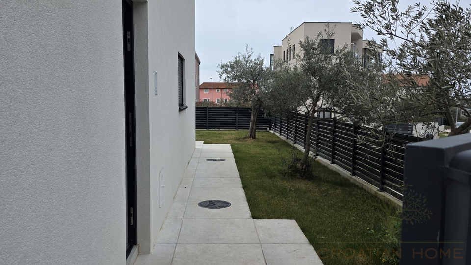 Modernes Endreihenhaus mit Meerblick&comma; Garten und Jacuzzi &ndash; nur 700 m vom Meer entfernt