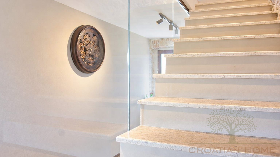 House&comma; 108 m2&comma; For Sale&comma; Pore&ccaron;