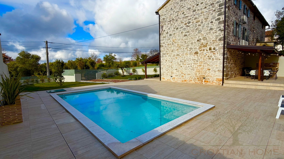 House&comma; 108 m2&comma; For Sale&comma; Pore&ccaron;