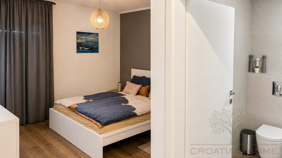 Haus mit Pool und Meerblick nur 5 km vom Meer bei Porec