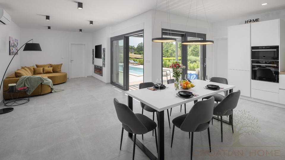 Neubau Bungalow mit beheiztem Pool&comma; Wellnessraum&sol;Fittnessraum&comma; bioklimatische Pergola und Fussbodenheizung&comma; K&uuml;che im Preis inbgrf&comma;