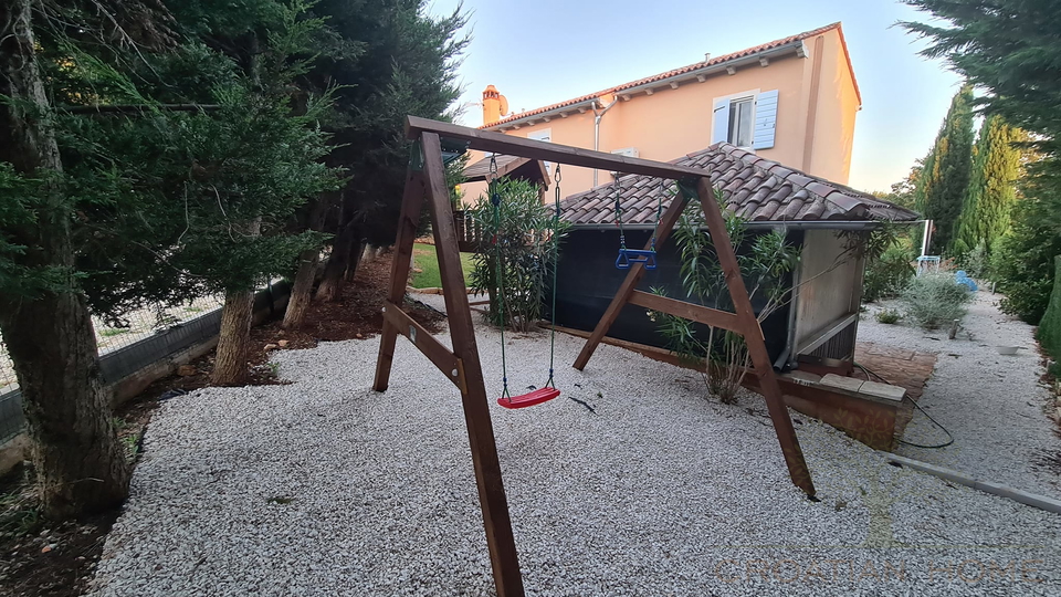WUNDERSCH&Ouml;NE MEDITTERRANE VILLA MIT BEHEIZTEM POOL