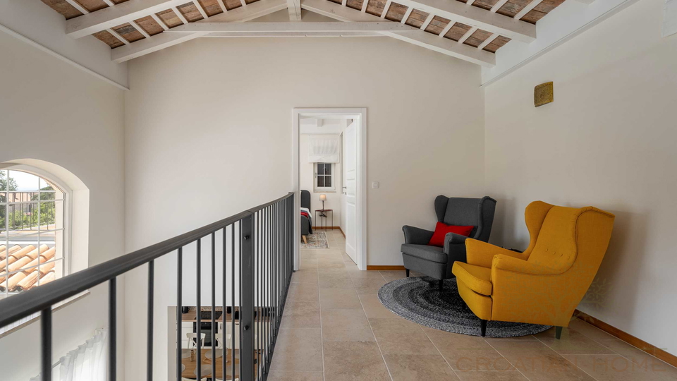 Mediterranes Traumhaus mit Meerblick &ndash; nur 5 Autominuten von Pore&ccaron; entfernt