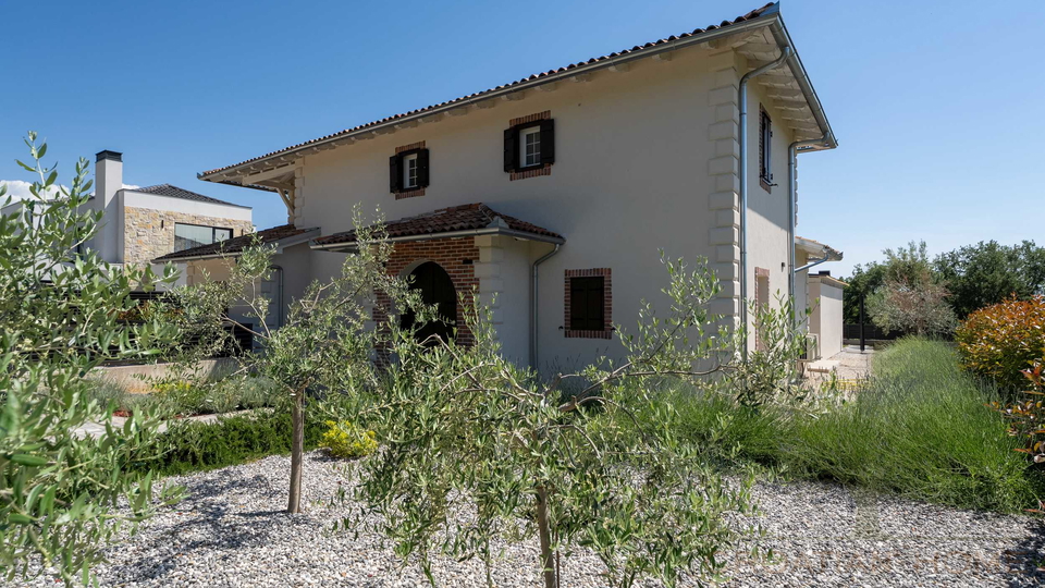 Mediterranes Traumhaus mit Meerblick &ndash; nur 5 Autominuten von Pore&ccaron; entfernt