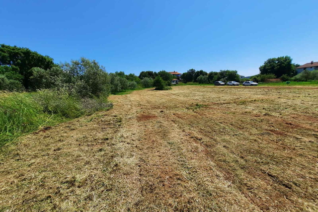 Bauland nur 250m vom Meer
