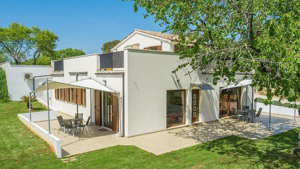Mediterranes Haus nur 600 m vom Meer mit 4800 m2 Grundst&uuml;ck