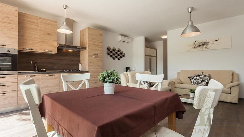 Mediterranes Haus nur 600 m vom Meer mit 4800 m2 Grundst&uuml;ck