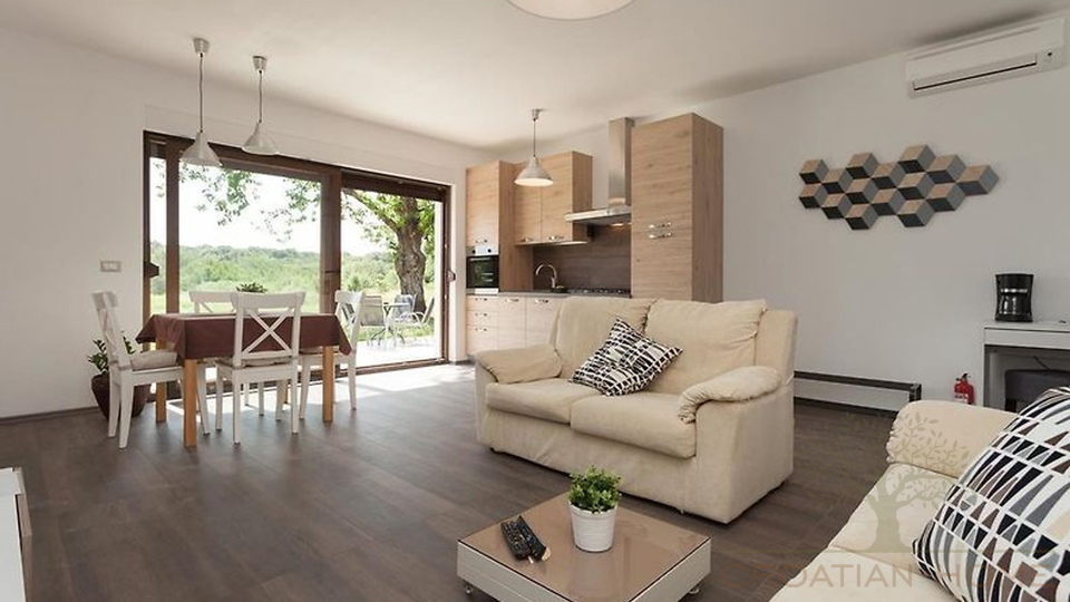 Mediterranes Haus nur 600 m vom Meer mit 4800 m2 Grundst&uuml;ck