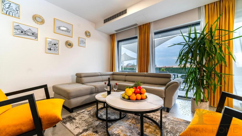 Moderne Villa mit Pool und Jacuzzi nur 4 km von Porec entfernt - Solarkolektoren und Fussbodenheizung&excl;