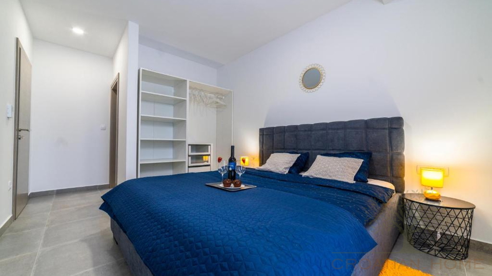 Moderne Villa mit Pool und Jacuzzi nur 4 km von Porec entfernt - Solarkolektoren und Fussbodenheizung&excl;