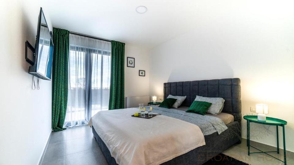 Moderne Villa mit Pool und Jacuzzi nur 4 km von Porec entfernt - Solarkolektoren und Fussbodenheizung&excl;