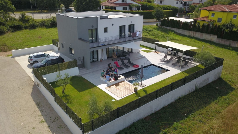 Moderne Villa mit Pool und Jacuzzi nur 4 km von Porec entfernt - Solarkolektoren und Fussbodenheizung&excl;