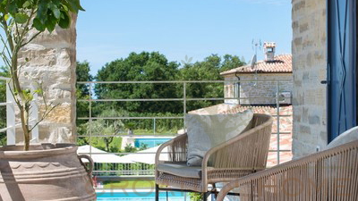 TRAUMHAFTE STEINVILLA MIT POOL KOMPLETT AUSGESTATTET UND M&Ouml;BLIERT IN RUHIGER LAGE