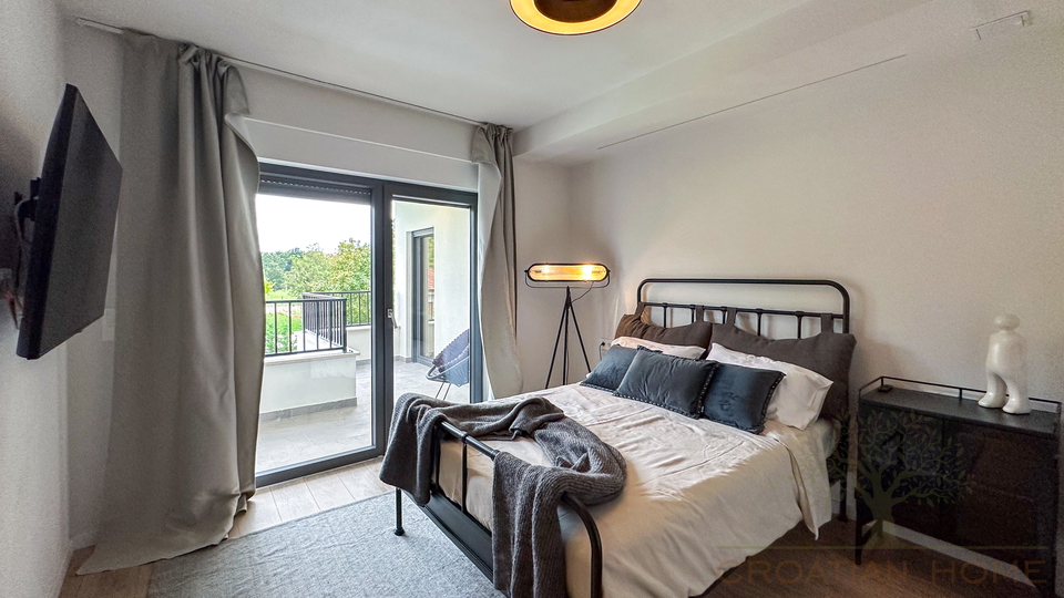 MODERNE NEUE VILLA MIT SALZWASSER POOL UND KOMPLETT AUSGESTATTET UND M&Ouml;BLIERT ZUM VERKAUF