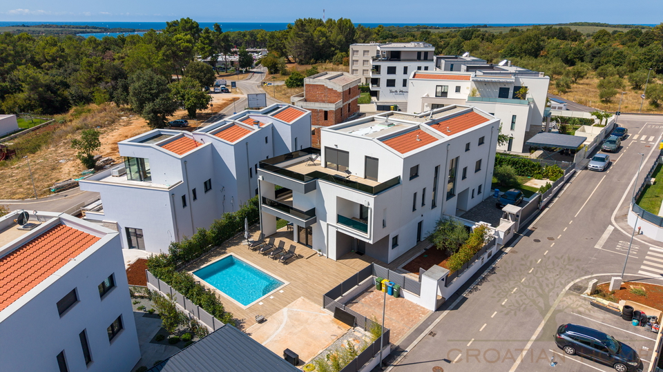 Moderne Villa nur ca&period; 500 m vom Meer &ndash; durchdachtes Konzept mit hervorragendem Vermietungspotenzial