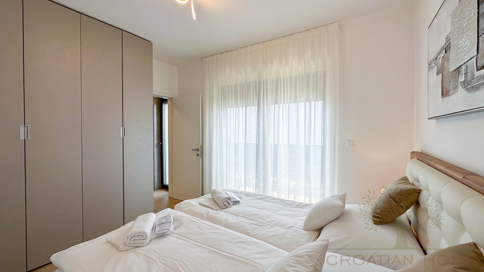 Moderne Villa nur ca&period; 500 m vom Meer &ndash; durchdachtes Konzept mit hervorragendem Vermietungspotenzial