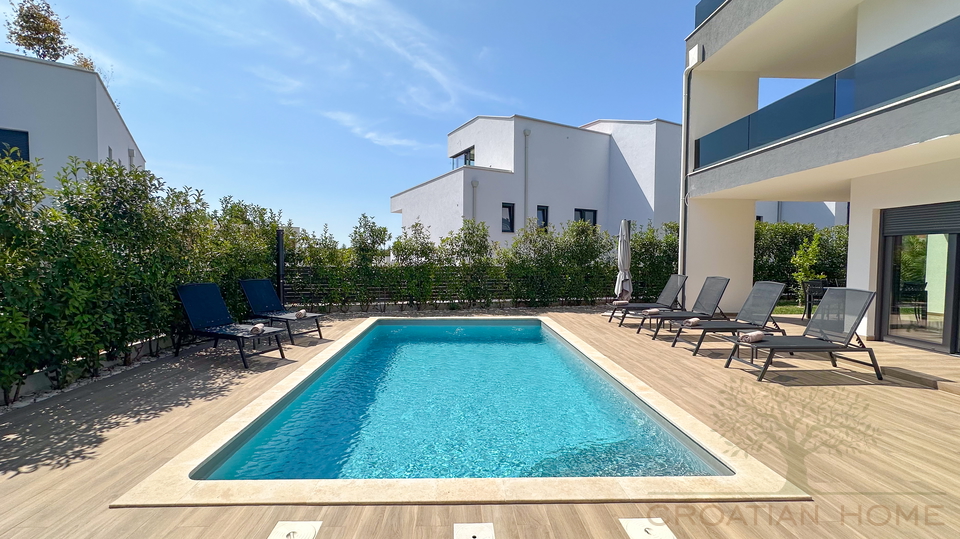 Moderne Villa nur ca&period; 500 m vom Meer &ndash; durchdachtes Konzept mit hervorragendem Vermietungspotenzial