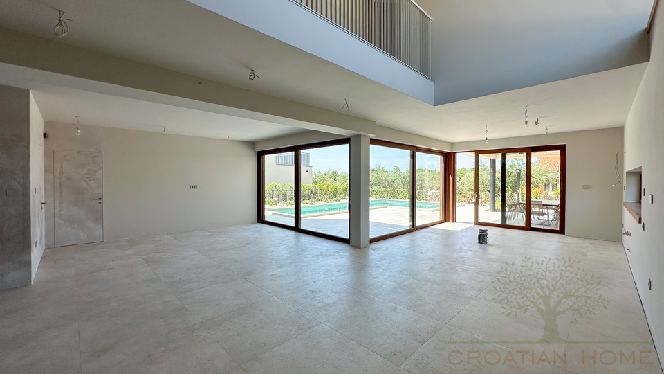 House&comma; 190 m2&comma; For Sale&comma; Pore&ccaron;