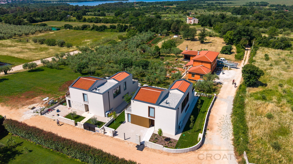 House&comma; 190 m2&comma; For Sale&comma; Pore&ccaron;