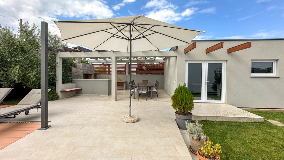 Moderne Villa mit Pool in sehr guter Lage &ndash; hochwertige Bauqualit&auml;t - top gepflegtes Anwesen V