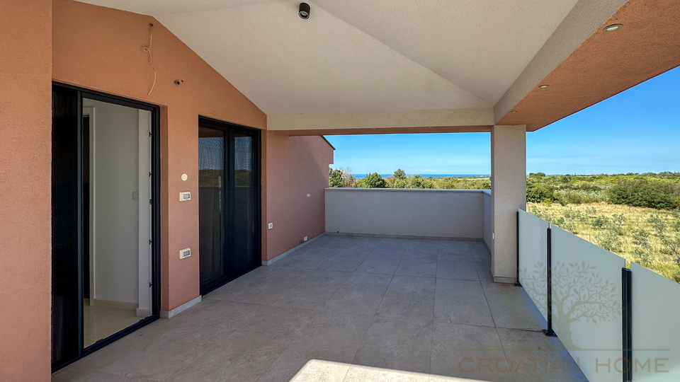 VILLA MIT SALZWASSERPOOL UND KOMPLETT AUSGESTATTET
