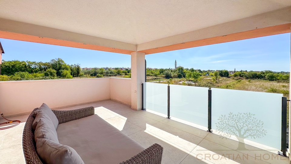 VILLA MIT UNVERBAUTEM BLICK AUF DIE BRIJUNI INSELN UND DAS MEER MIT SALZWASSER -POOL