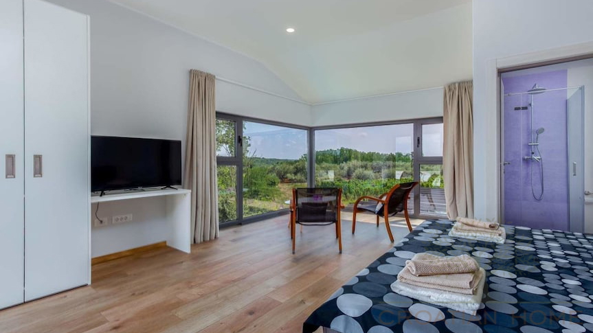 Villa mit Pool und viel Privatsphare - keine Nachbarrn