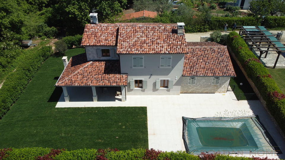MEDITERRANE VILLA MIT EINLIEGERWOHNUNG UND POOL