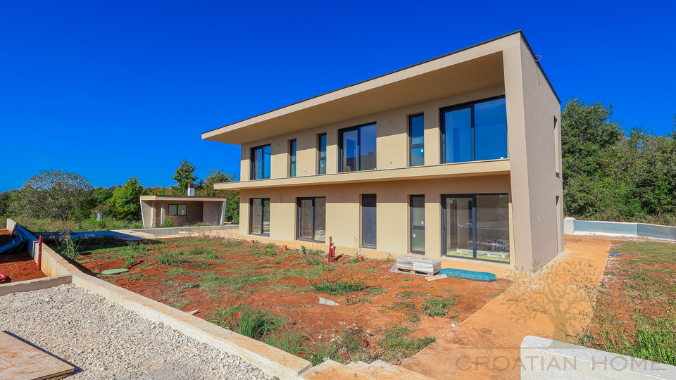 EXCLUSIVE MODERN VILLA NEAR PORE&Ccaron; -PRIVACY&comma; DESIGN AND POTENTIAL