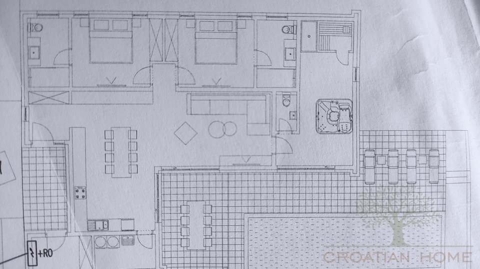 Neubau Bungalow mit beheiztem Pool&comma; Wellnessraum&sol;Fittnessraum&comma; bioklimatische Pergola und Fussbodenheizung&comma; K&uuml;che im Preis inbgrf&comma;