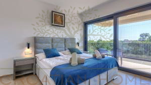 MODERNE VILLA MIT BEHEIZTEM POOL UND PRIVATEM WELNESS UND GYM IN POREC