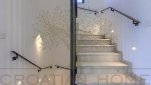 MODERNE VILLA MIT BEHEIZTEM POOL UND PRIVATEM WELNESS UND GYM IN POREC