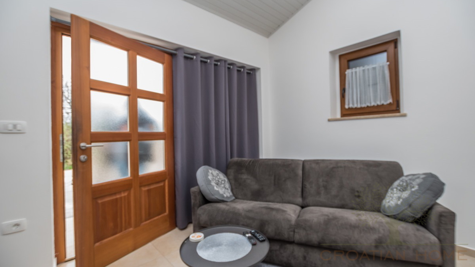 MEDITERRANE VILLA MIT EINLIEGERWOHNUNG UND POOL
