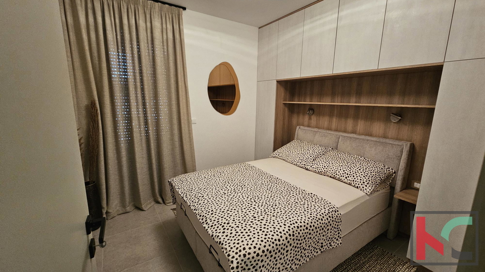 Istra&comma; Pula&comma; Valdebek&comma; udobno dru&zcaron;insko stanovanje 3s&plus;dnevna soba&comma; &num;prodaja