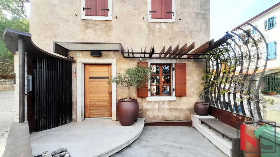 ISTRA&comma; FUNTANA&comma; KU&Cacute;A