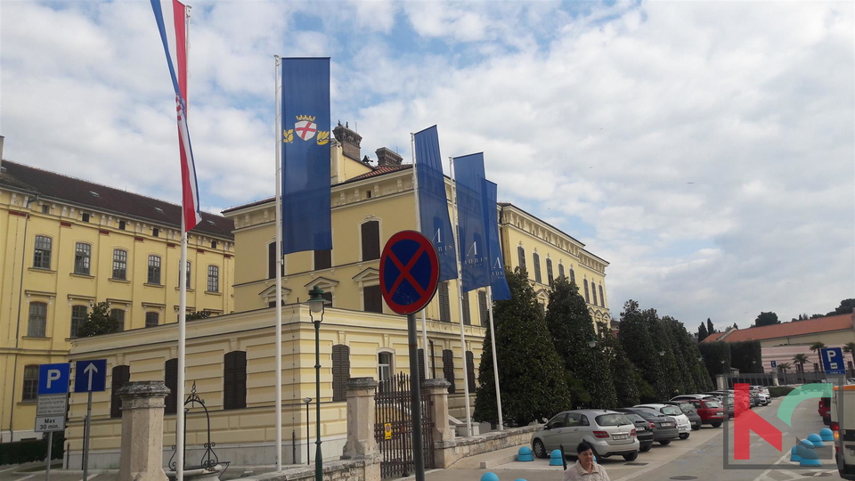 Rovinj, gostinski objekt 150m2 center