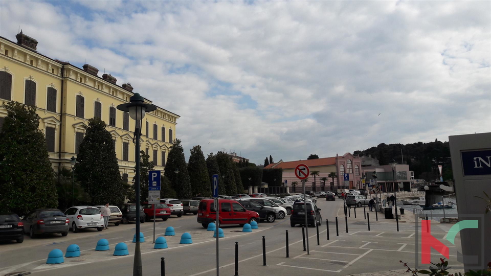 Rovinj, ugostiteljski objekat 150m2 centar