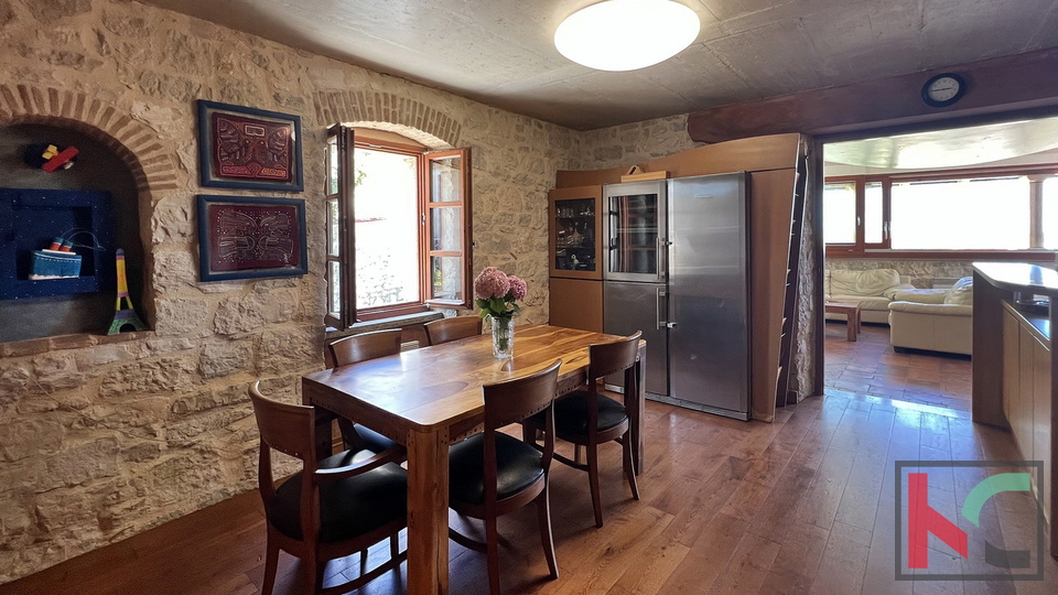 ISTRA&comma; FUNTANA&comma; KU&Cacute;A